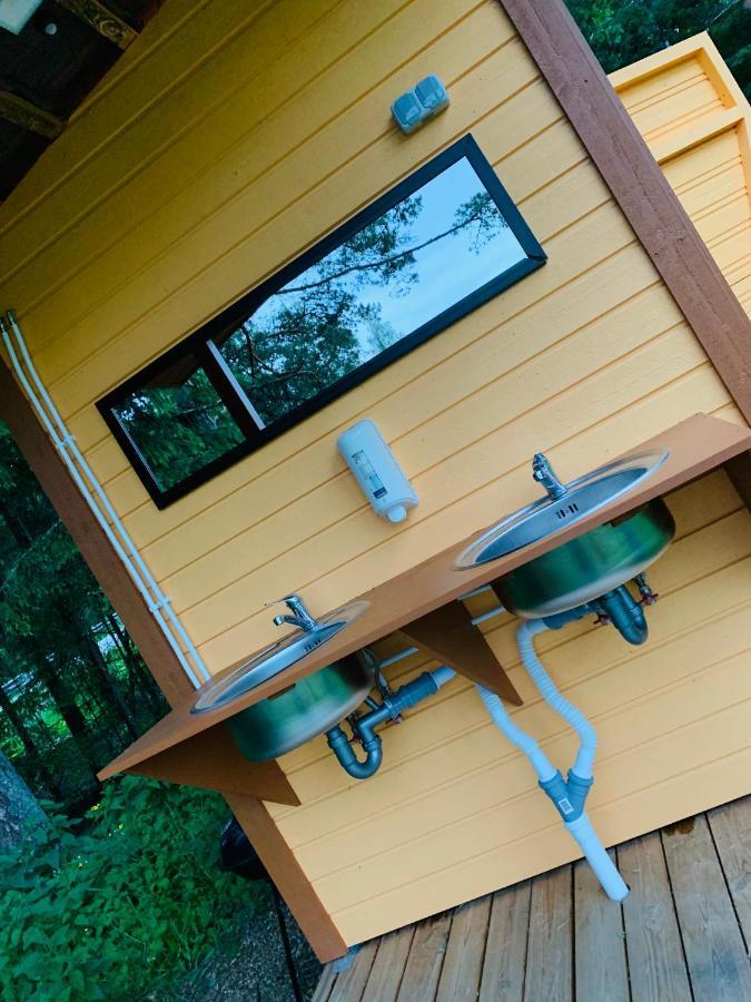 Hotel Orupohja Kaempingud Ja Telkimisala Põlva Exterior foto