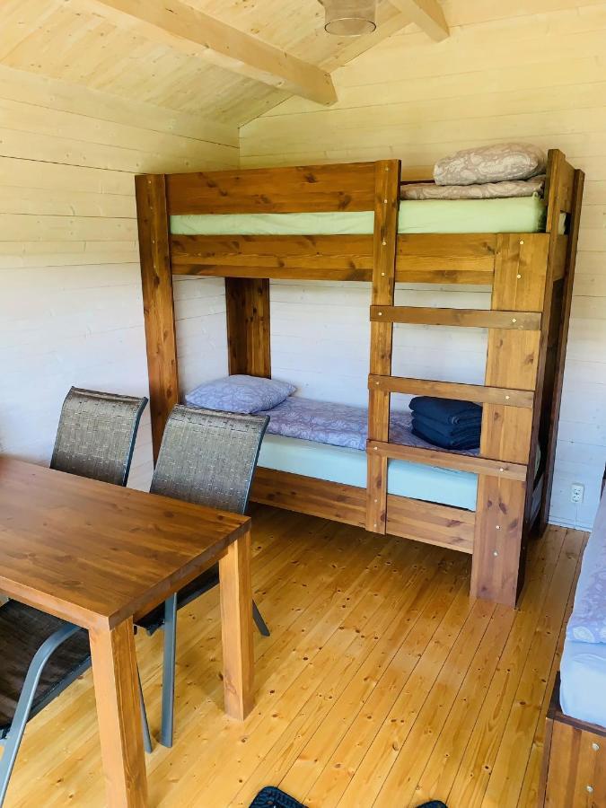 Hotel Orupohja Kaempingud Ja Telkimisala Põlva Exterior foto